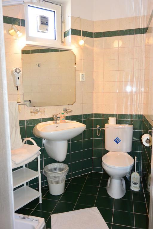 Belle Fleur Panzio Bed and Breakfast Budapest Exteriör bild