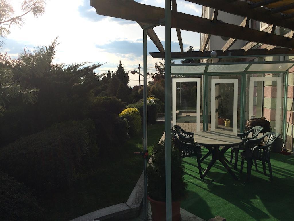 Belle Fleur Panzio Bed and Breakfast Budapest Exteriör bild